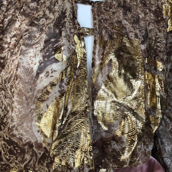 BCBGMAXAZRIA Gold Shoulder Wrap Top- CUTE!!! - Picture 10 of 13